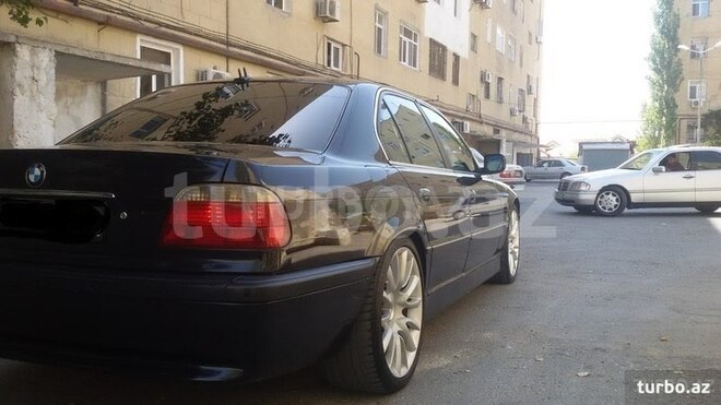 BMW 728 2000, 440,000 km - 2.8 l - Bakı