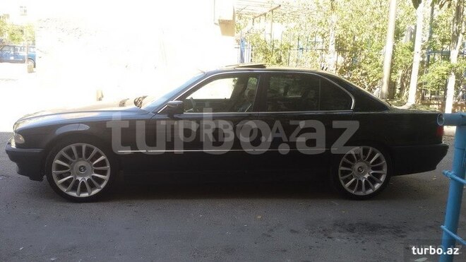 BMW 728 2000, 440,000 km - 2.8 l - Bakı