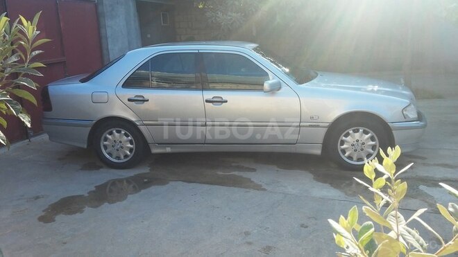 Mercedes C 240 1998, 380,000 km - 2.4 l - Ağcabədi