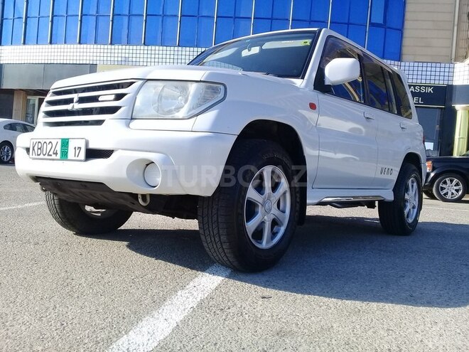 Mitsubishi Pajero io 2000, 137,000 km - 2.0 л - Bakı