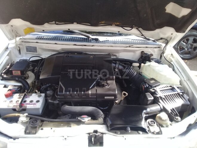 Mitsubishi Pajero io 2000, 137,000 km - 2.0 л - Bakı