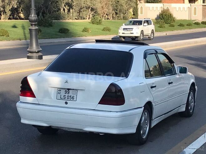 Mercedes C 280 1999, 250,000 km - 2.8 l - Bakı