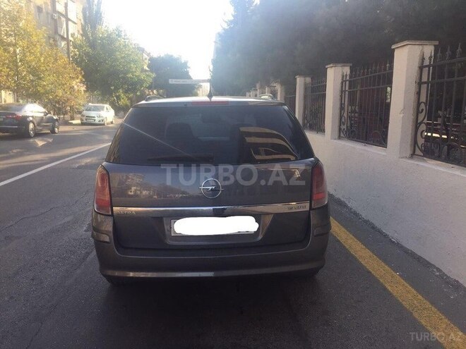 Opel Astra 2006, 165,000 km - 1.9 л - Bakı