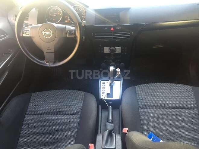 Opel Astra 2006, 165,000 km - 1.9 л - Bakı
