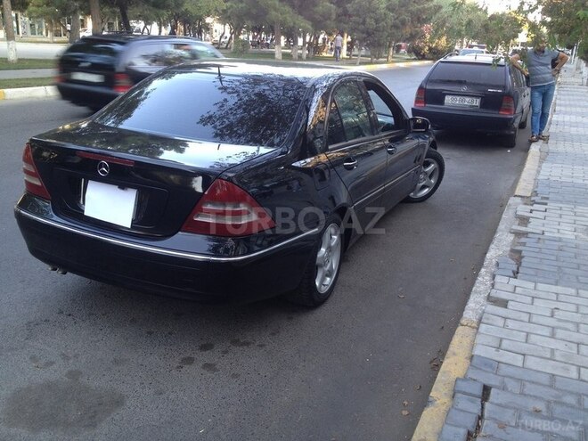 Mercedes C 240 2001, 298,000 km - 2.6 l - Sumqayıt