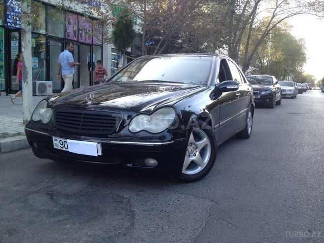 Mercedes C 240 2001, 298,000 km - 2.6 l - Sumqayıt