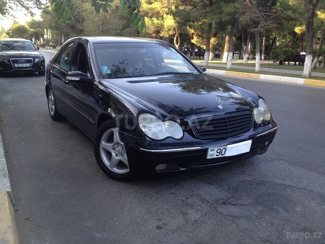 Mercedes C 240 2001, 298,000 km - 2.6 l - Sumqayıt