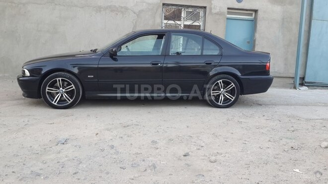 BMW 530 2001, 293,000 km - 3.0 l - Bakı