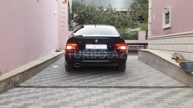 BMW 530 2001, 293,000 km - 3.0 l - Bakı