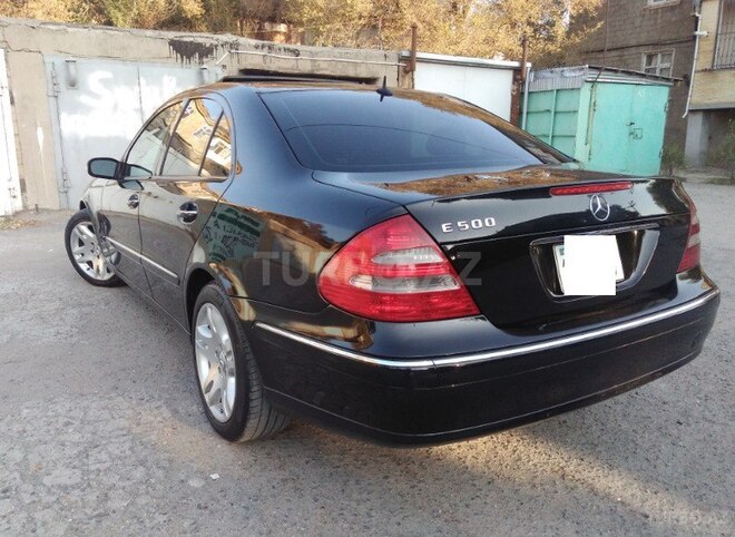 Mercedes E 350 2002, 179,000 km - 3.5 л - Sumqayıt