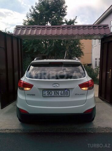 Hyundai ix35 2010, 71,000 km - 2.0 л - Qusar