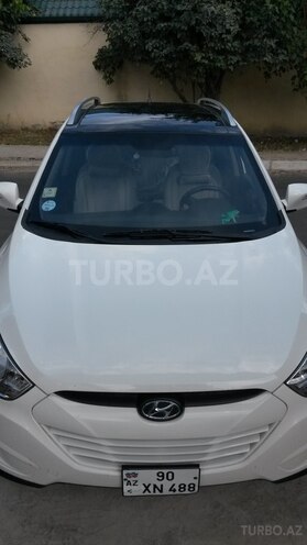 Hyundai ix35 2010, 71,000 km - 2.0 л - Qusar