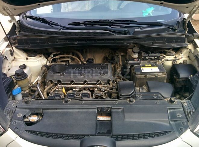 Hyundai ix35 2010, 71,000 km - 2.0 л - Qusar