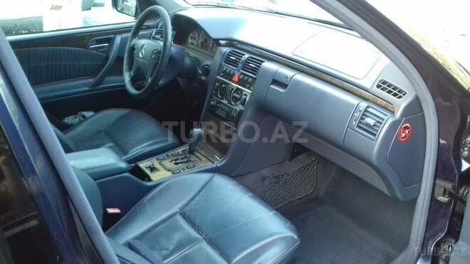 Mercedes E 200 1999, 210,223 km - 2.0 l - Gəncə