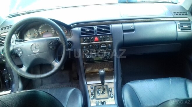 Mercedes E 200 1999, 210,223 km - 2.0 l - Gəncə
