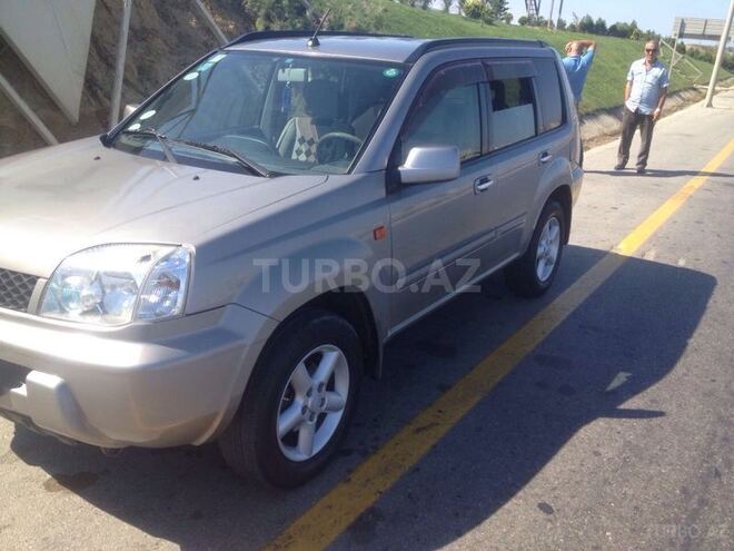 Nissan X-Trail 2001, 200 km - 2.0 l - Bakı