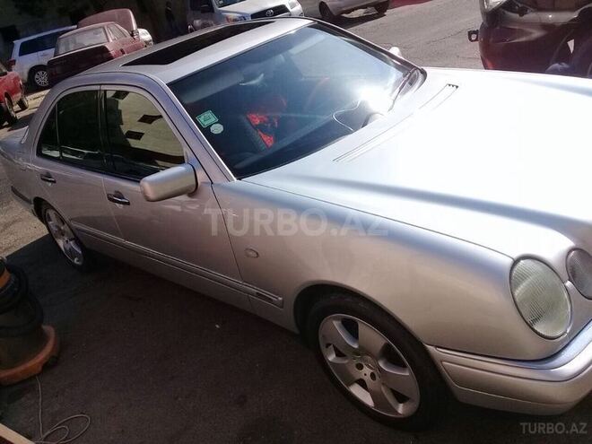 Mercedes E 230 1997, 240,000 km - 2.3 l - Bakı