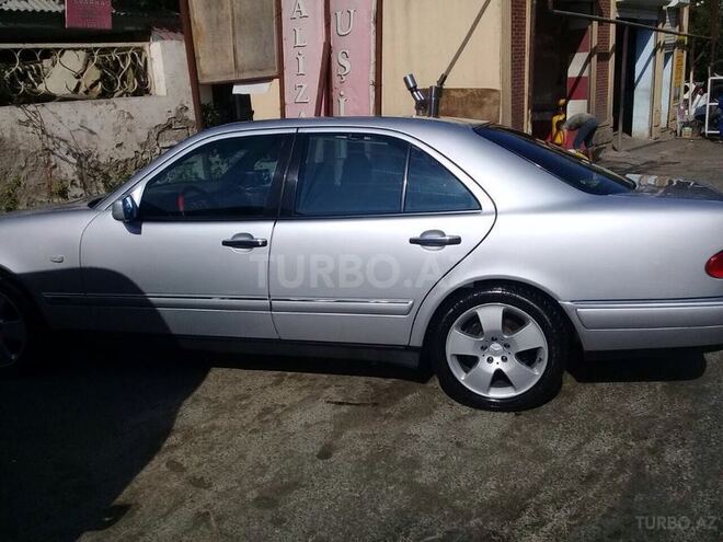 Mercedes E 230 1997, 240,000 km - 2.3 l - Bakı