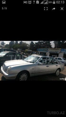 Mercedes E 300 1999, 268,000 km - 3.0 l - Sumqayıt