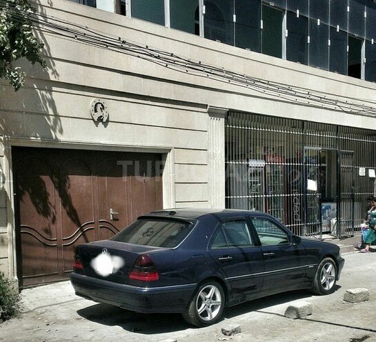 Mercedes C 230 1997, 307,000 km - 2.3 l - Sumqayıt