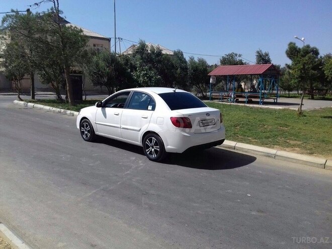 Kia Rio 2009, 145,000 km - 1.4 л - Bakı