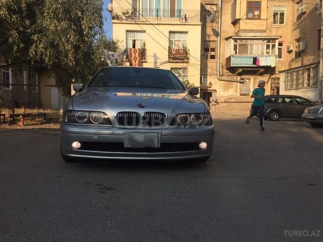 BMW 525 2001, 270,000 km - 2.5 l - Sumqayıt