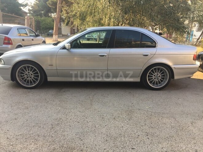 BMW 525 2001, 270,000 km - 2.5 l - Sumqayıt