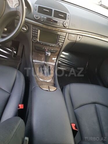 Mercedes E 230 2007, 131,000 km - 2.5 l - Bakı