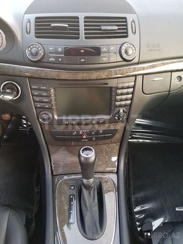 Mercedes E 230 2007, 131,000 km - 2.5 l - Bakı
