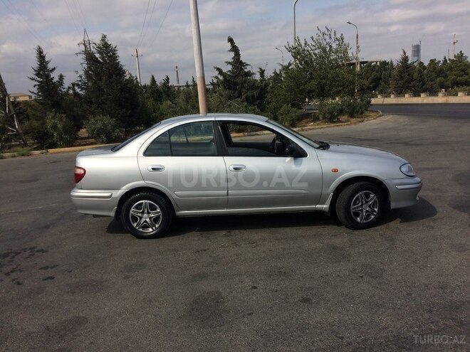 Nissan Sunny 2002, 226,000 km - 1.6 л - Bakı