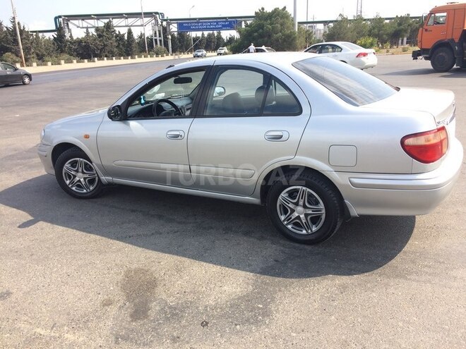 Nissan Sunny 2002, 226,000 km - 1.6 л - Bakı