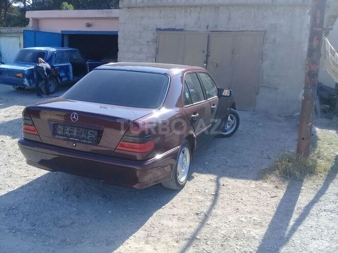 Mercedes C 180 1998, 285,000 km - 0.2 л - Sumqayıt