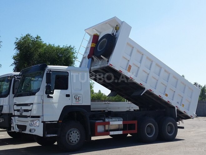HOWO Sinotruk 2011, 150,000 km - 9.0 л - Bakı