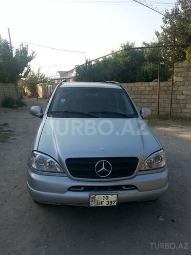 Mercedes ML 320 1999, 160,000 km - 3.2 l - Sumqayıt