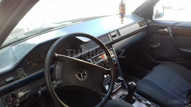 Mercedes E 200 1992, 350,000 km - 2.0 л - Bakı