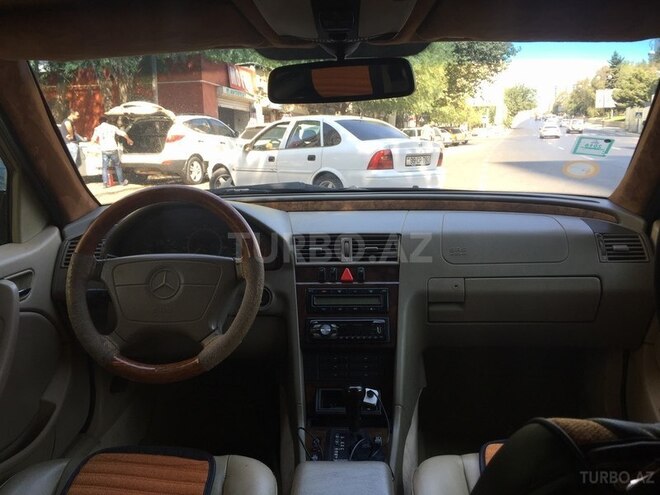 Mercedes C 280 1998, 2,303,600 km - 2.8 l - Bakı
