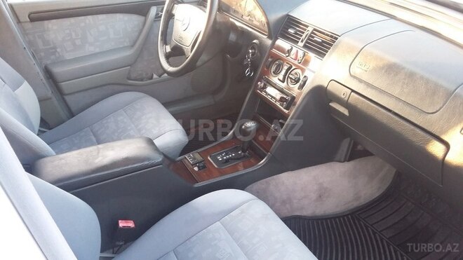 Mercedes C 180 1996, 224,000 km - 1.8 l - Sumqayıt
