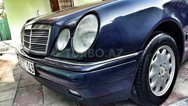 Mercedes E 240 1998, 332,950 km - 2.4 l - Bakı