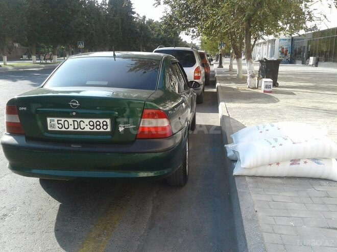Opel Vectra 1997, 300,000 km - 2.0 л - Sumqayıt