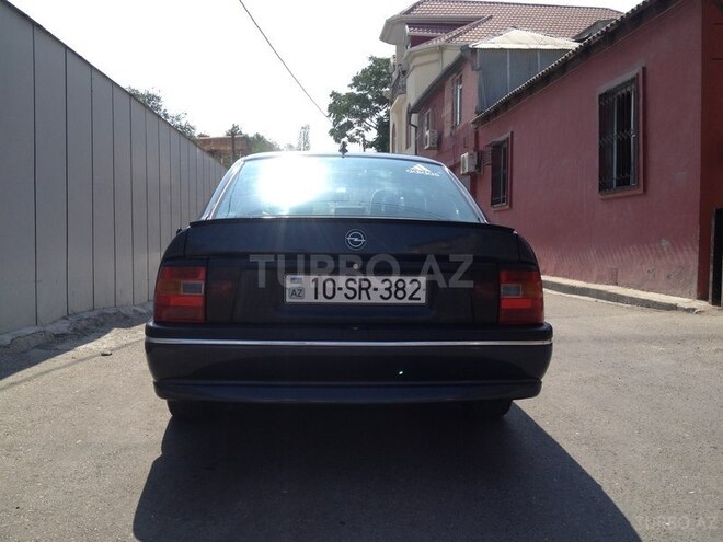 Opel Vectra 1994, 292,105 km - 2.0 л - Bakı