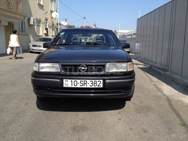 Opel Vectra 1994, 292,105 km - 2.0 л - Bakı