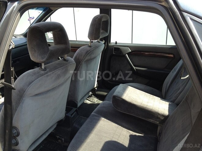 Opel Vectra 1994, 292,105 km - 2.0 л - Bakı