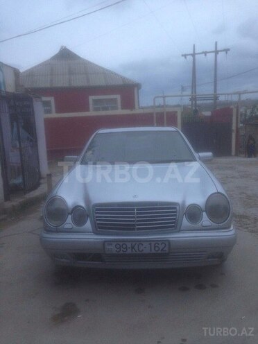 Mercedes E 230 1995, 405,000 km - 2.3 l - Bakı