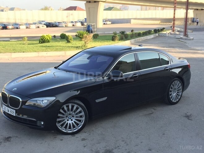 BMW 750 2011, 80,000 km - 4.4 l - Bakı