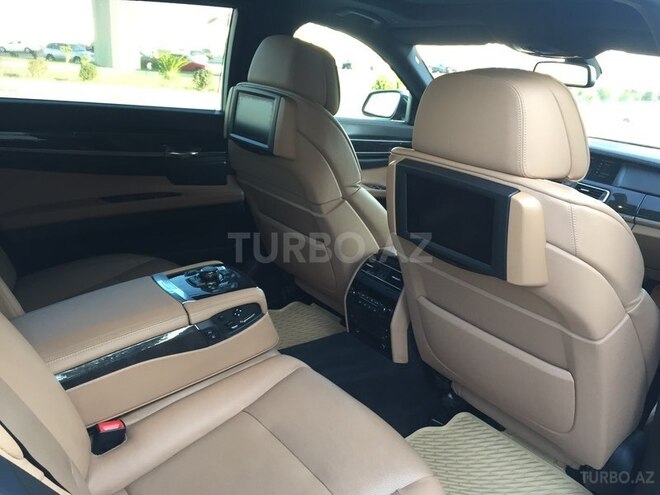BMW 750 2011, 80,000 km - 4.4 l - Bakı
