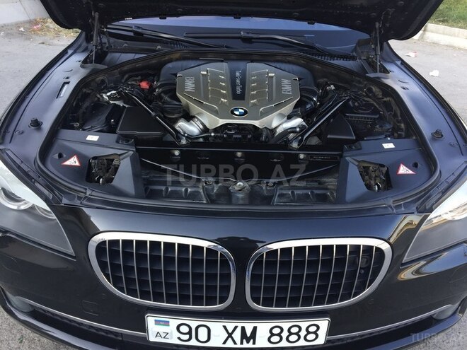 BMW 750 2011, 80,000 km - 4.4 l - Bakı