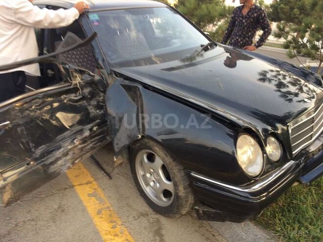 Mercedes E 280 1997, 280,000 km - 0.3 l - Bakı