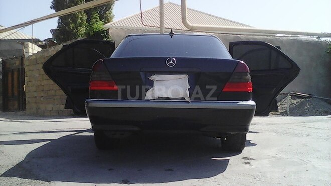 Mercedes C 230 1997, 286,000 km - 2.3 l - Xırdalan