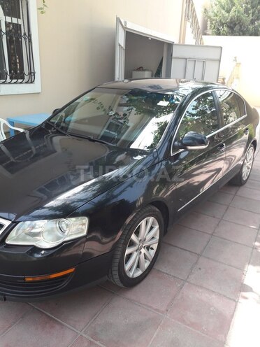 Volkswagen Passat 2006, 275,000 km - 2.0 l - Bakı