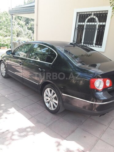 Volkswagen Passat 2006, 275,000 km - 2.0 l - Bakı